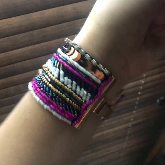 mark. Beaded back lace and bracelet set pink/gold - Picture 8 of 8